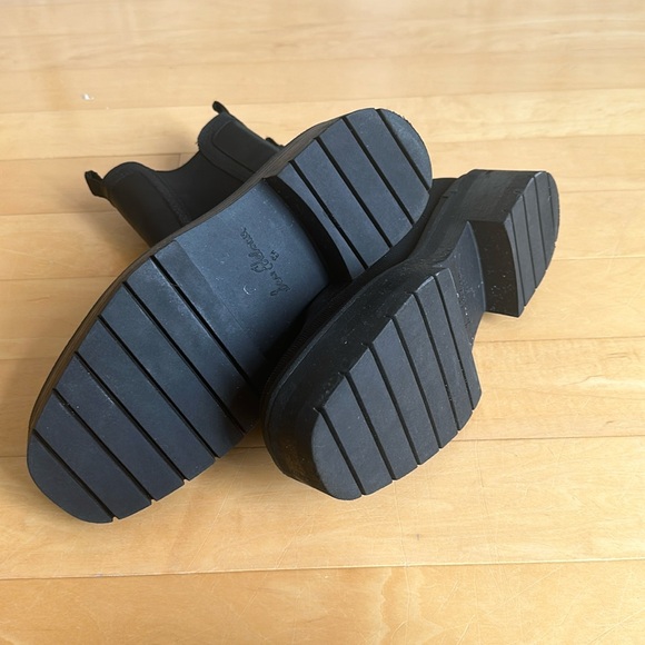 Like new Sam Edelman lug boots- size 8.5 women’s. - Picture 6 of 6